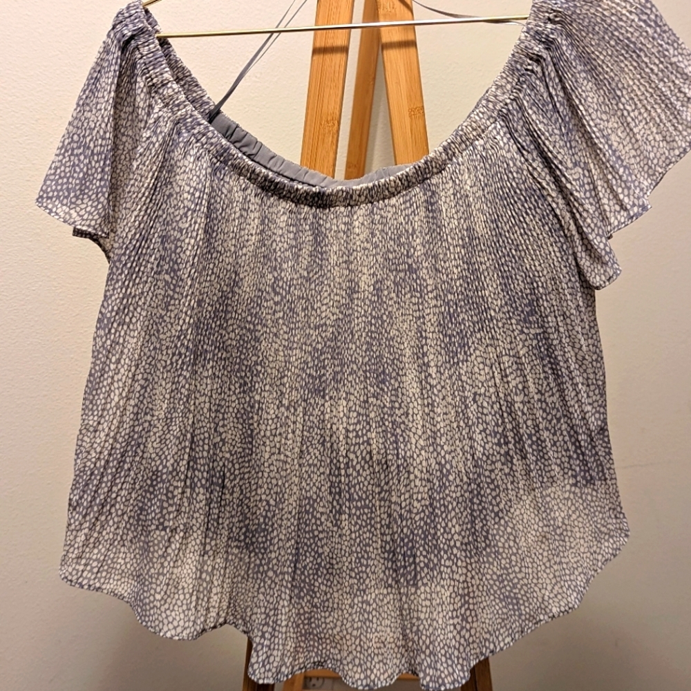 Strapless blouse